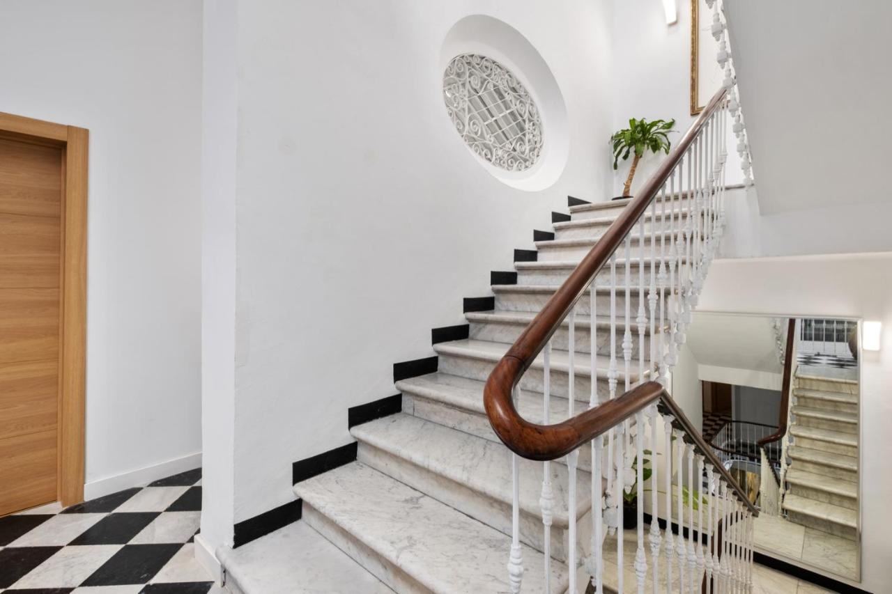 Malaga City Suites Eksteriør bilde