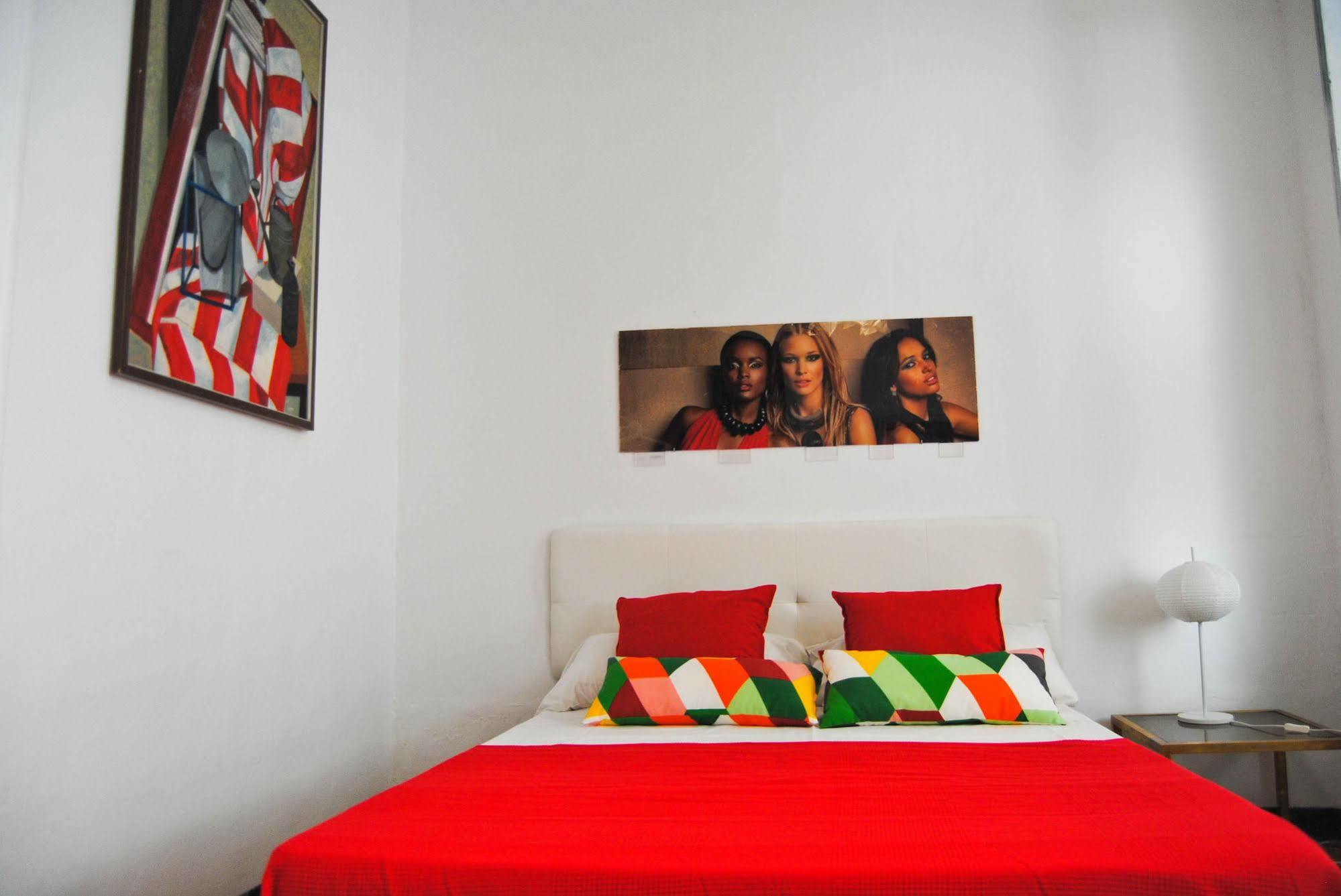Malaga City Suites Eksteriør bilde